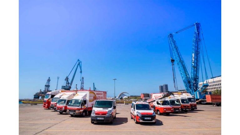 flota de vehiculos de magens mudanzas internacionales