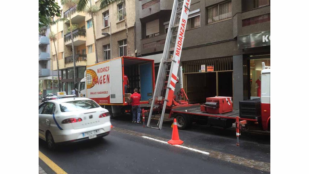 Escaleras mudanzas Magens